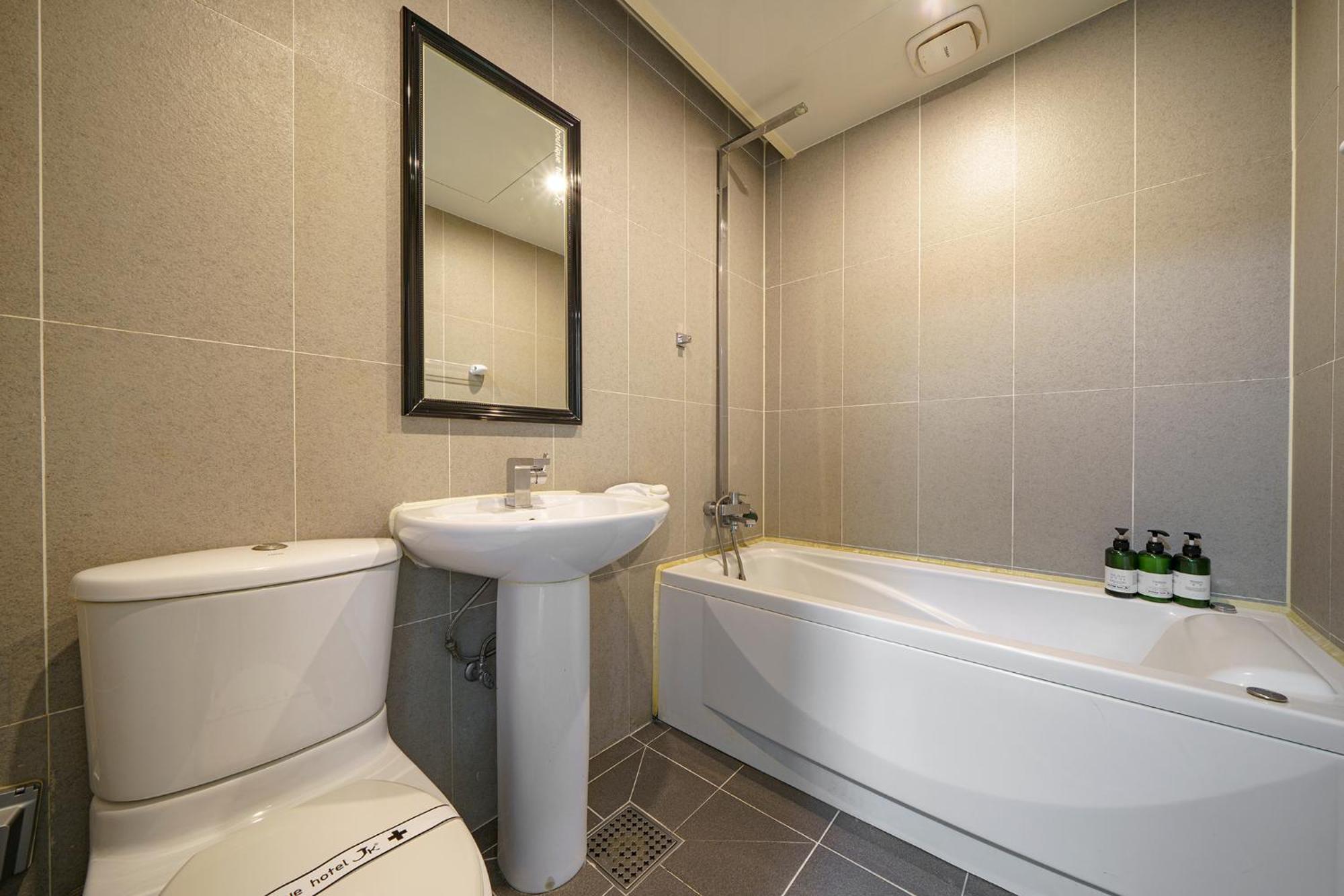 Jk Hotel Пусан Экстерьер фото